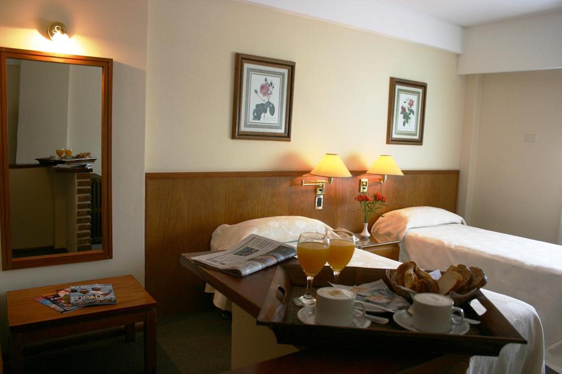 Hotel 로자리오 외부 사진